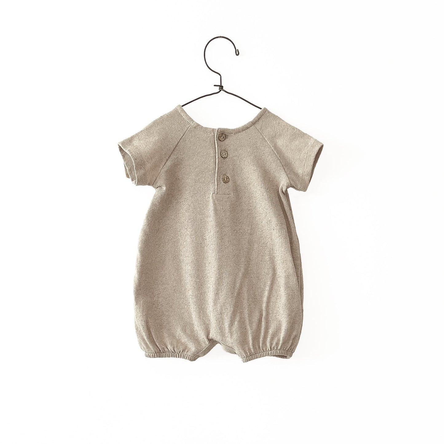 Macacão de manga curta | Textile Art