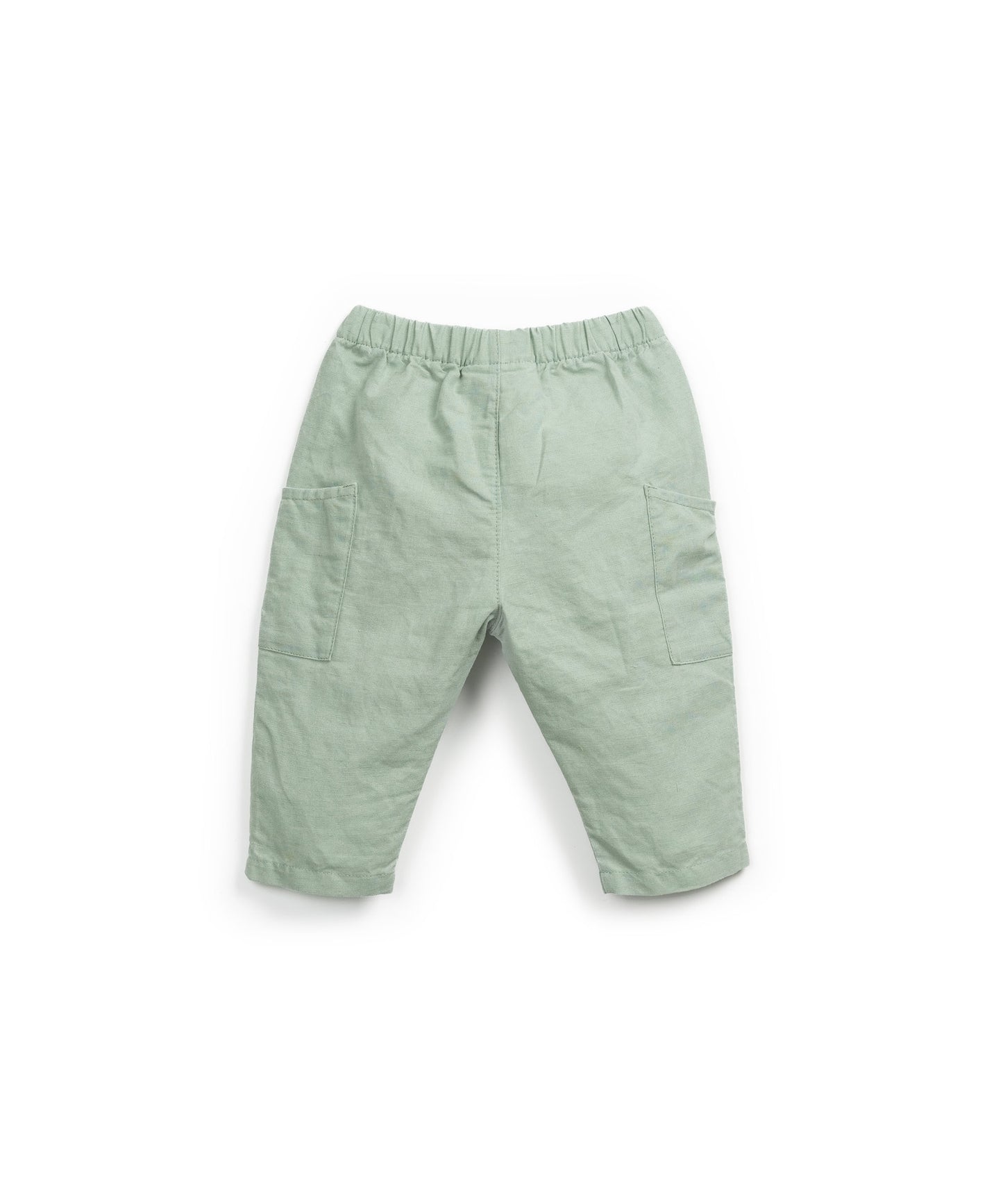 Calça de tecido com bolsos laterais