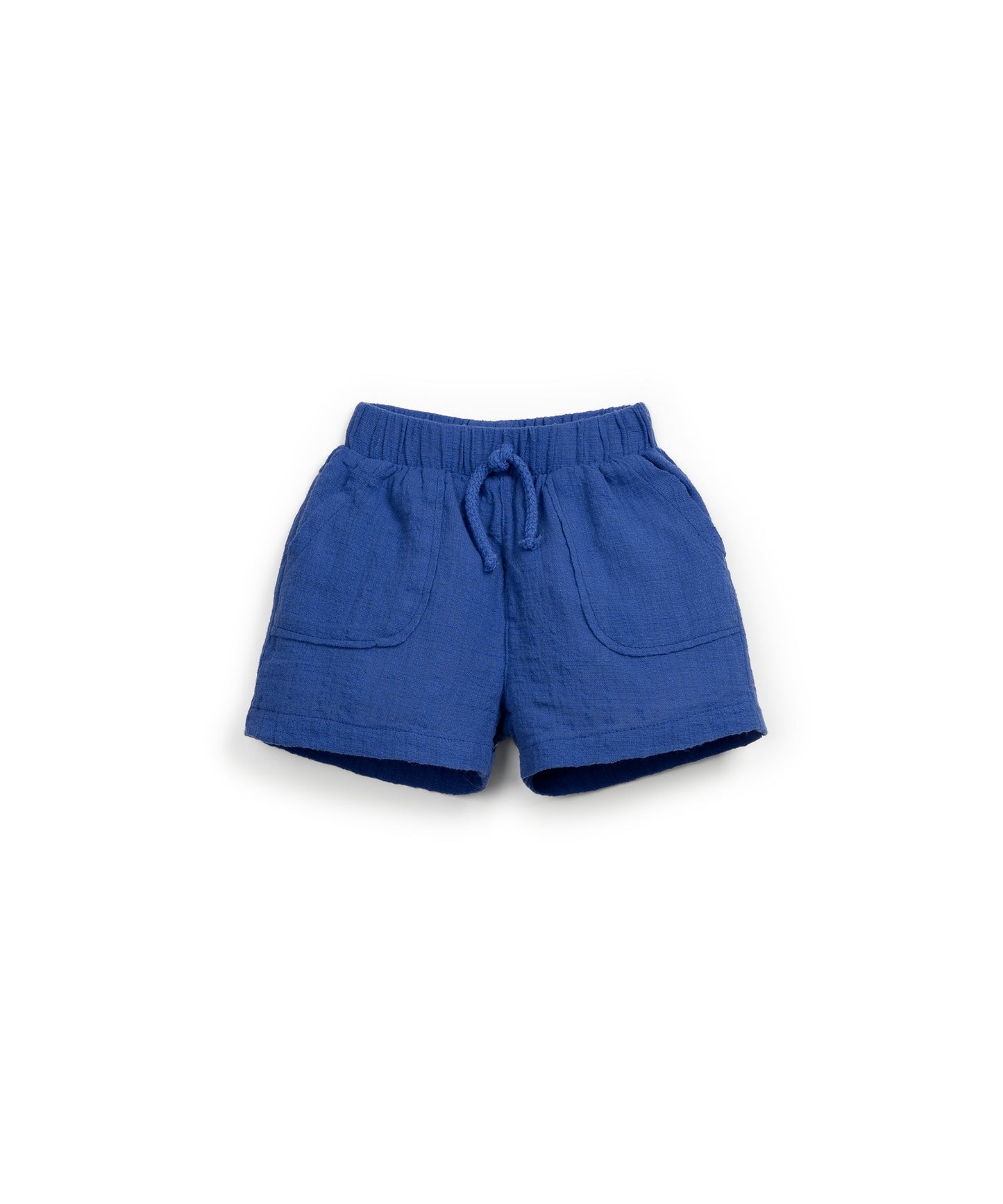 Calção com cinto elástico e cordão decorativo