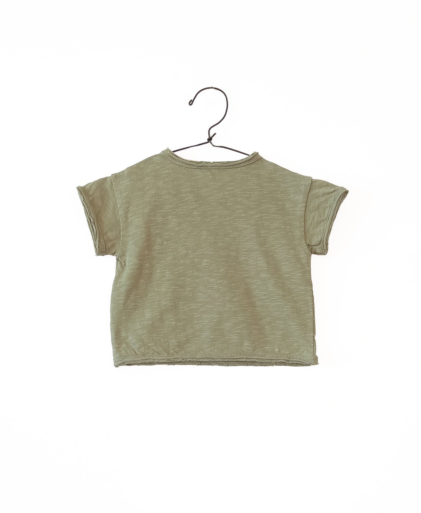 T-shirt com pormenores em corte vivo | Textile Art