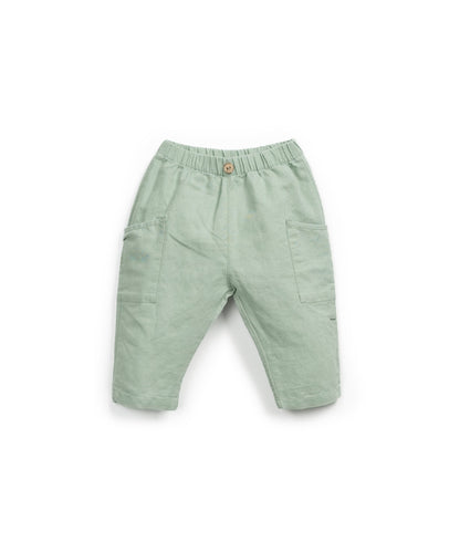 Calça de tecido com bolsos laterais