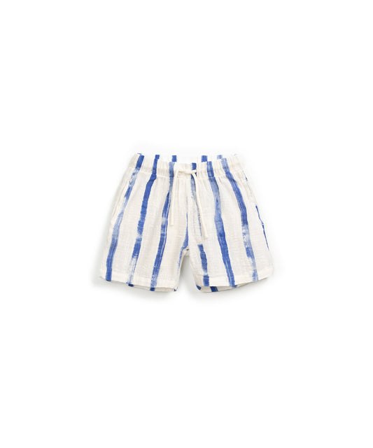 Calção com estampado de riscas