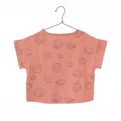 T-shirt com estampado de conchas