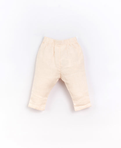 Calça em linho com cinto elástico